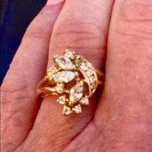 NWT Golden ring cz diamonds real looking high quality ring size appx 6